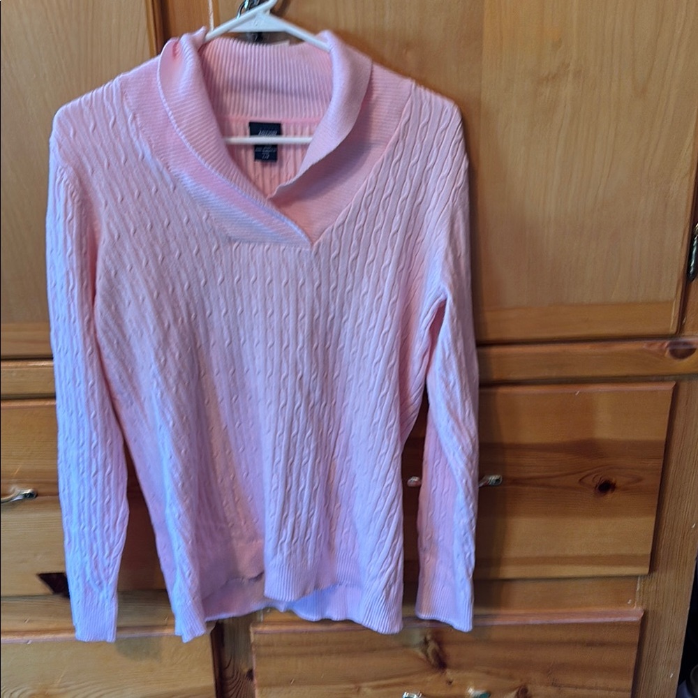 NWOT. Basic editions Pink Cable Knit Sweater. Large